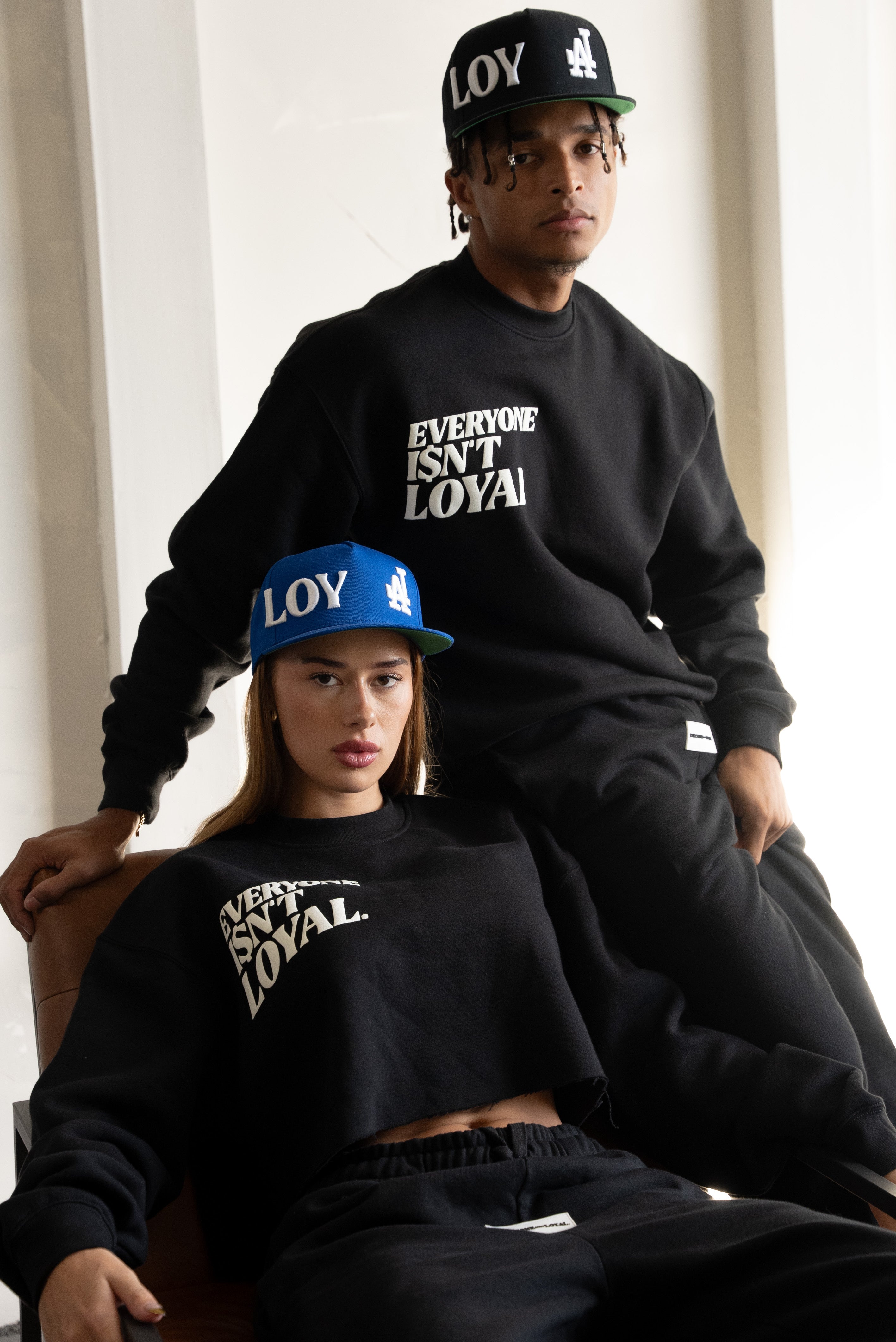 EIL SLANT CREWNECK