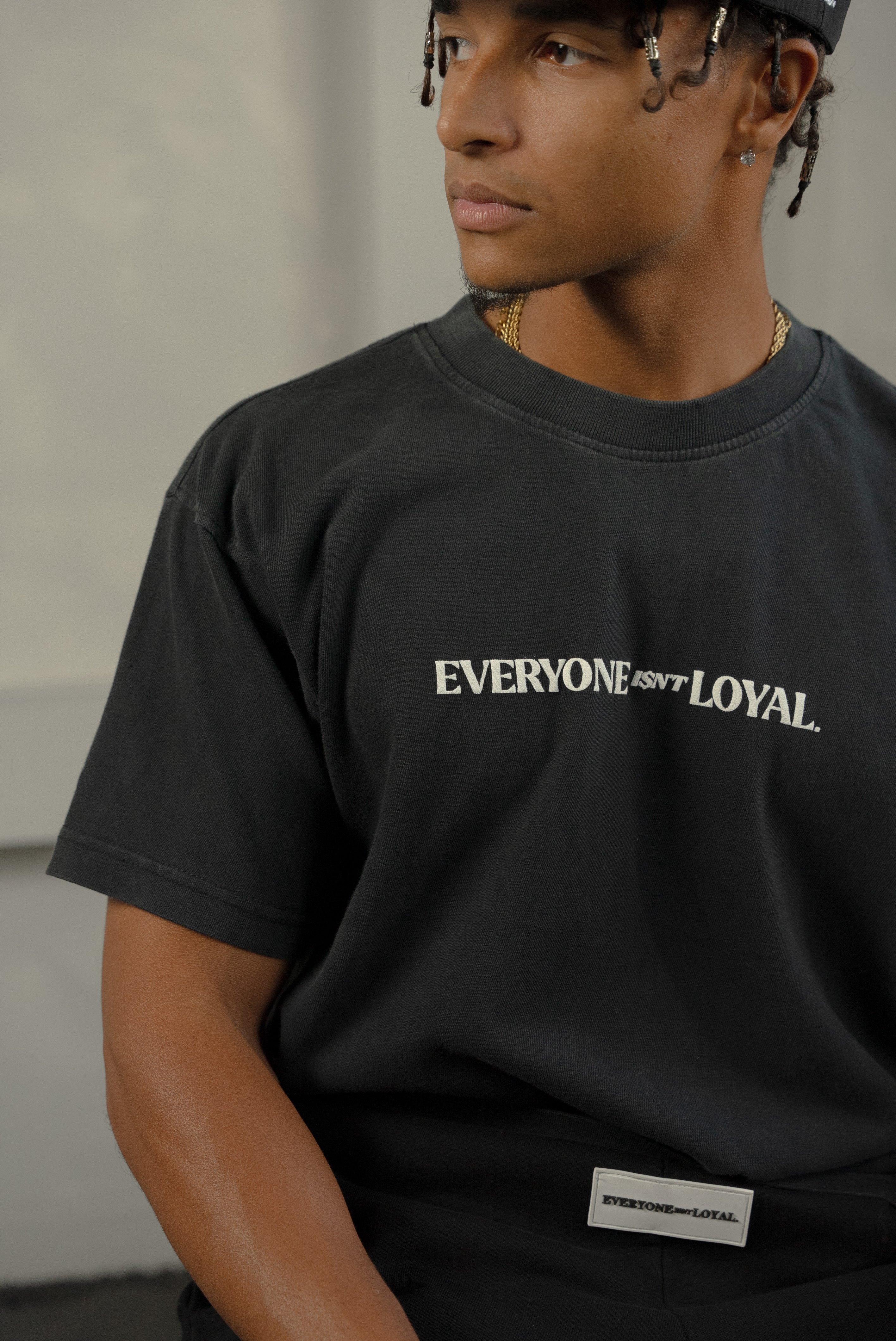 EVERYONE ISNT LOYAL WATERMARK TEE