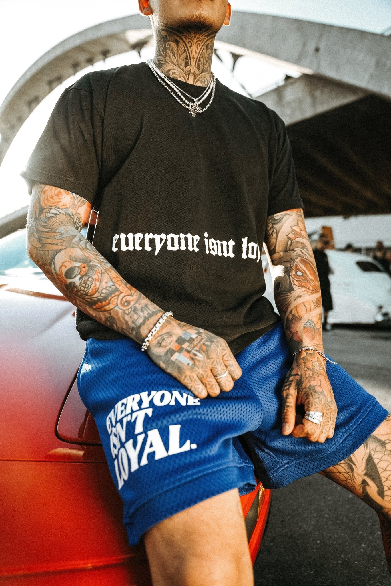 EVERYONE ISNT LOYAL SLANT MESH SHORTS - EVERYONE ISNT LOYAL -