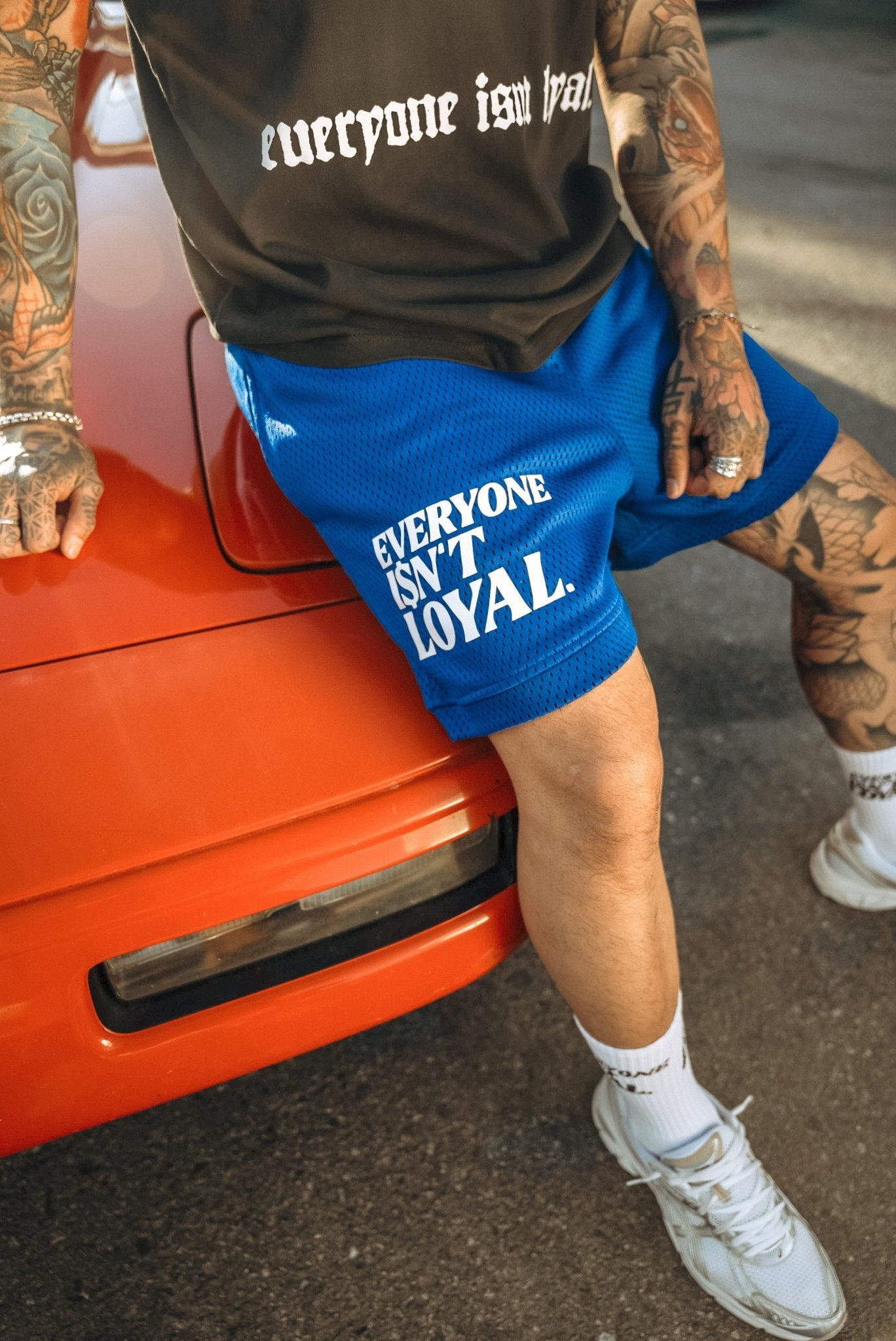 EVERYONE ISNT LOYAL SLANT MESH SHORTS - EVERYONE ISNT LOYAL -