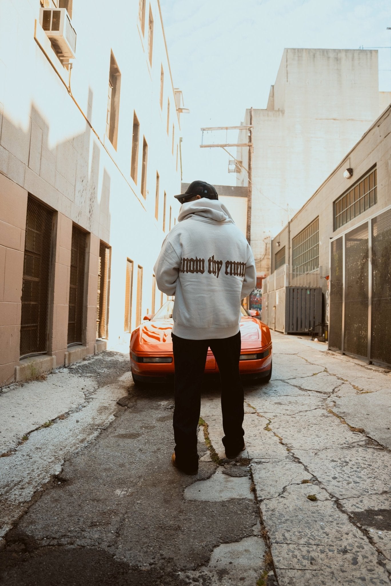 EVERYONE ISNT LOYAL ZIP UP - EVERYONE ISNT LOYAL - #everyoneisntloyal#