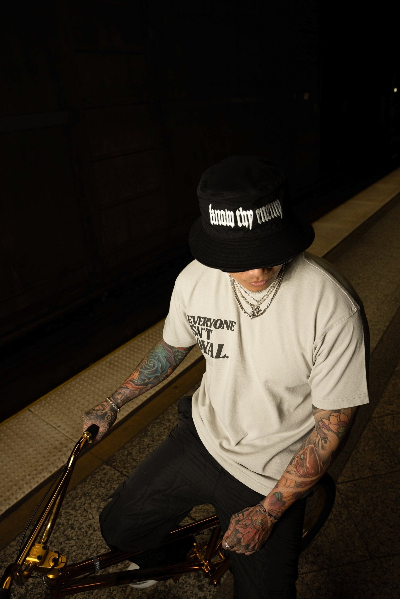 KNOW THY ENEMY BUCKET HAT V2 - EVERYONE ISNT LOYAL -