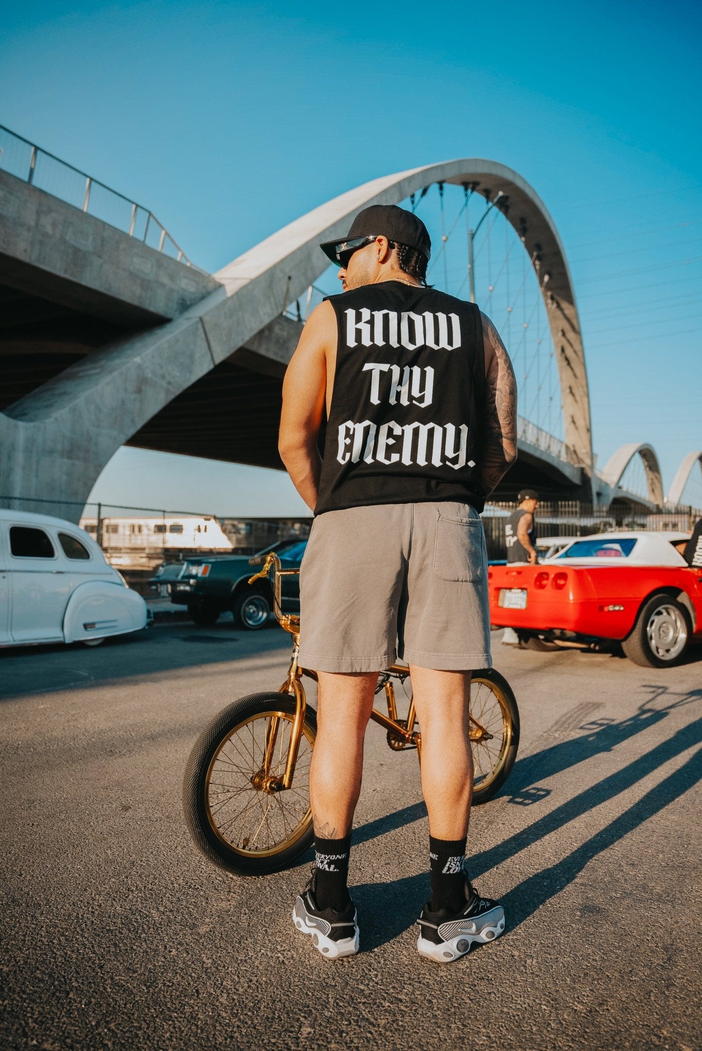 KNOW THY ENEMY RAW TANK - EVERYONE ISNT LOYAL -
