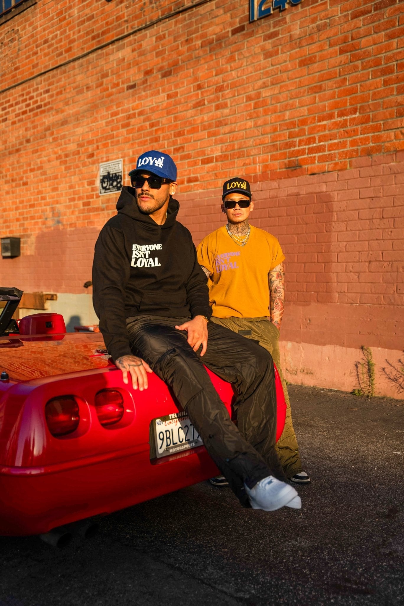 LOYAL SNAPBACK V1 - EVERYONE ISNT LOYAL - #everyoneisntloyal#