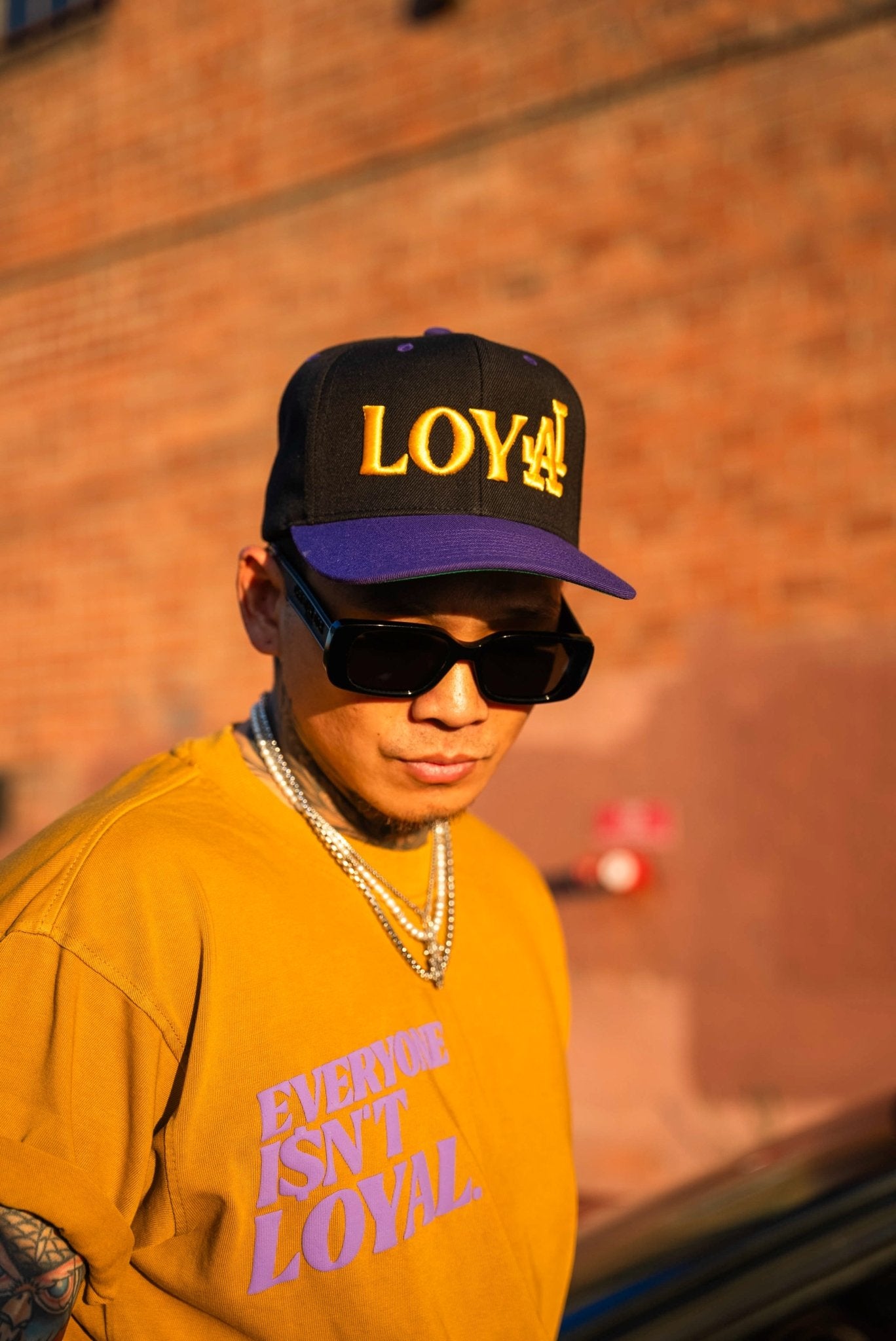 LOYAL SNAPBACK V1 - EVERYONE ISNT LOYAL - #everyoneisntloyal#