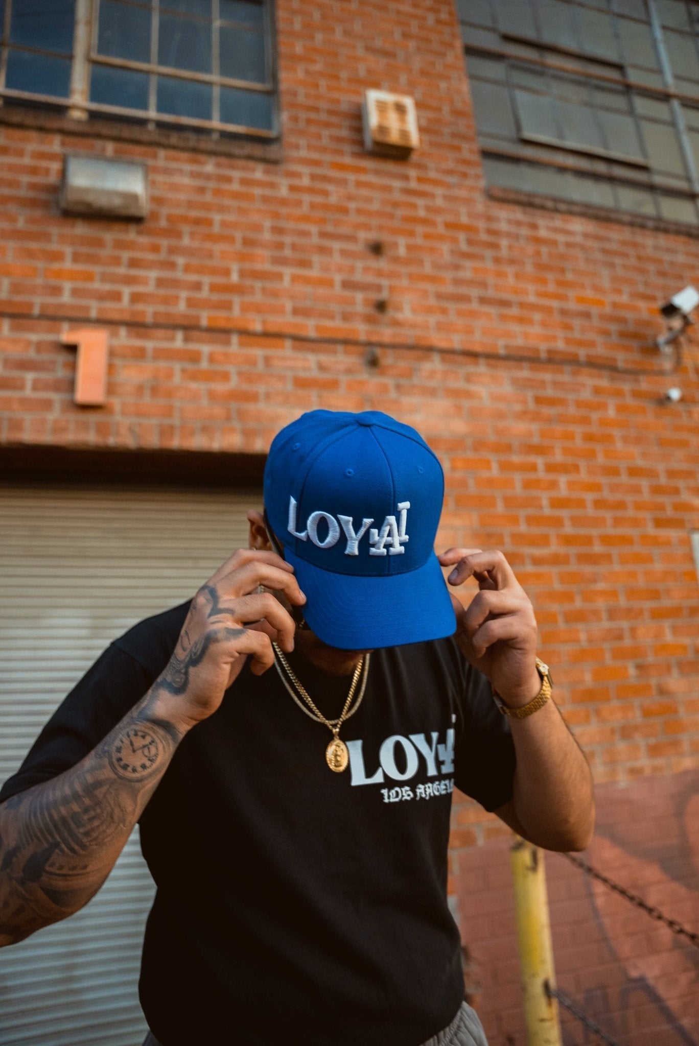 SIDE LOYAL SNAPBACK - EVERYONE ISNT LOYAL - #everyoneisntloyal#